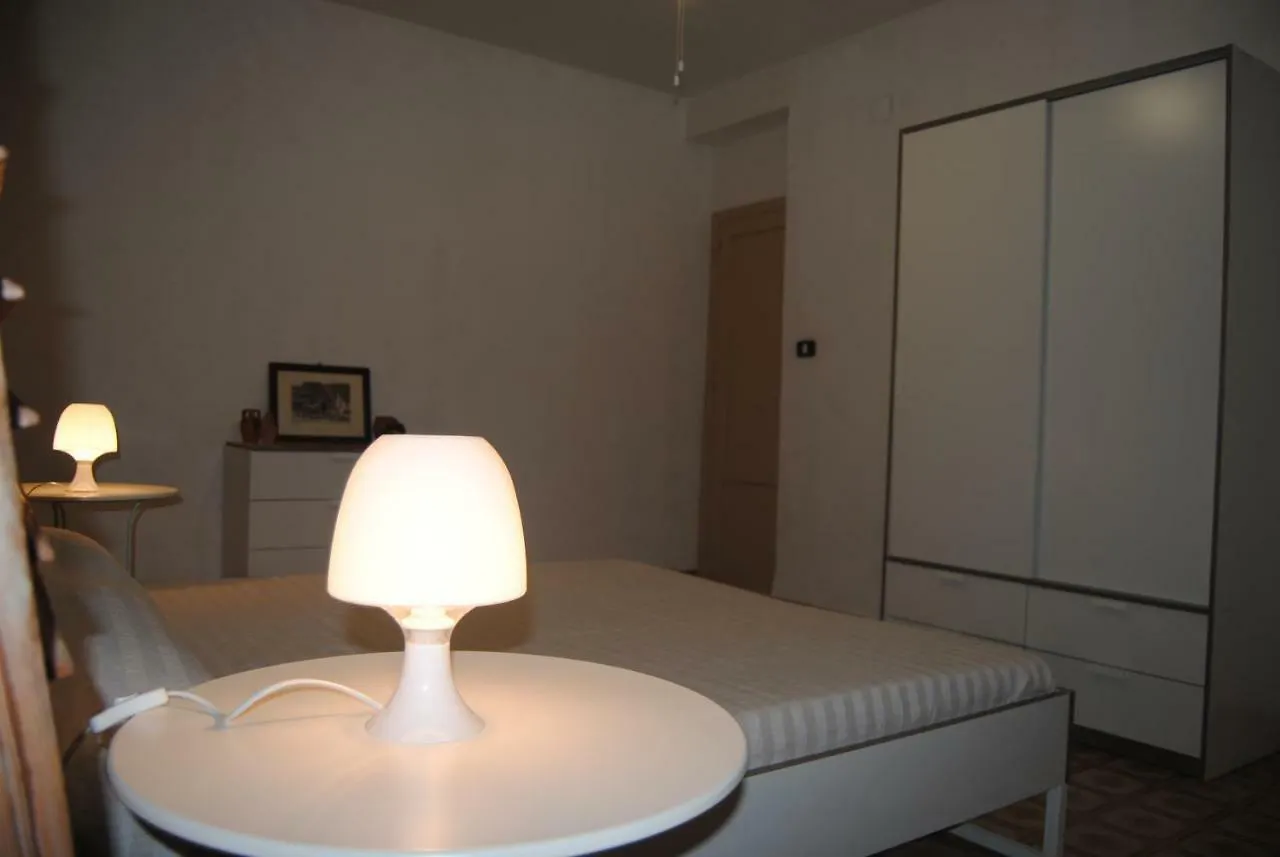 بيت للعطل فيلا Casa Vacanze Barone تْرابْيا إيطاليا